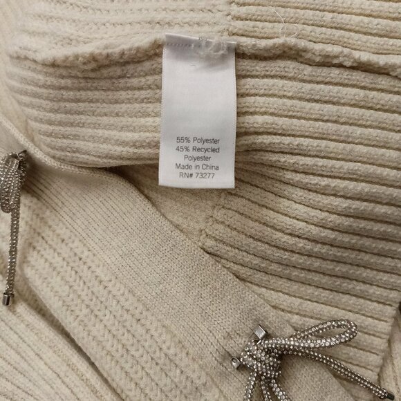 LAUREN CONRAD Women's Knitted V-Neck Sweater. Size XL - Picture 5 of 6